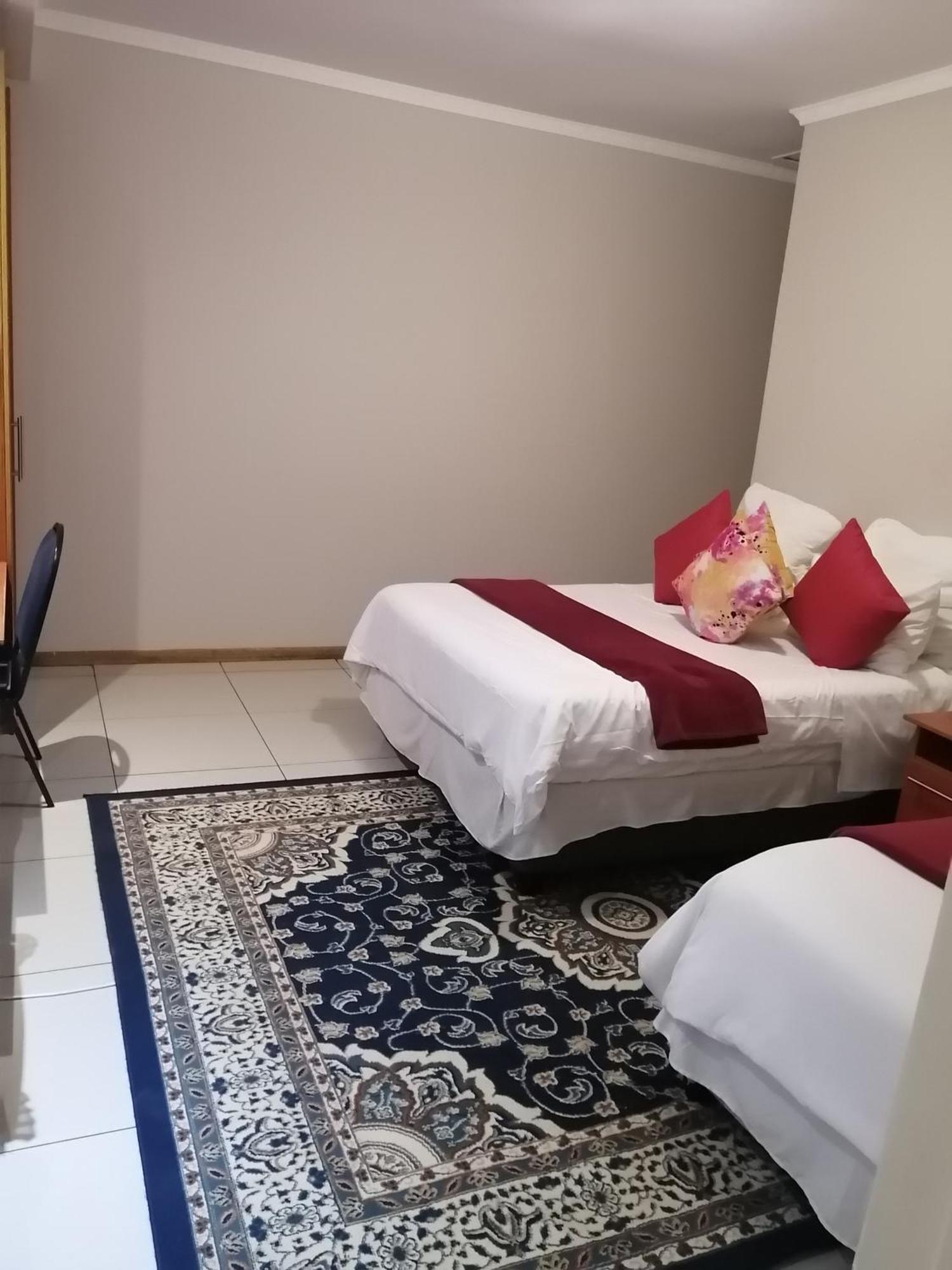 Royal Lodge Witbank Exteriör bild
